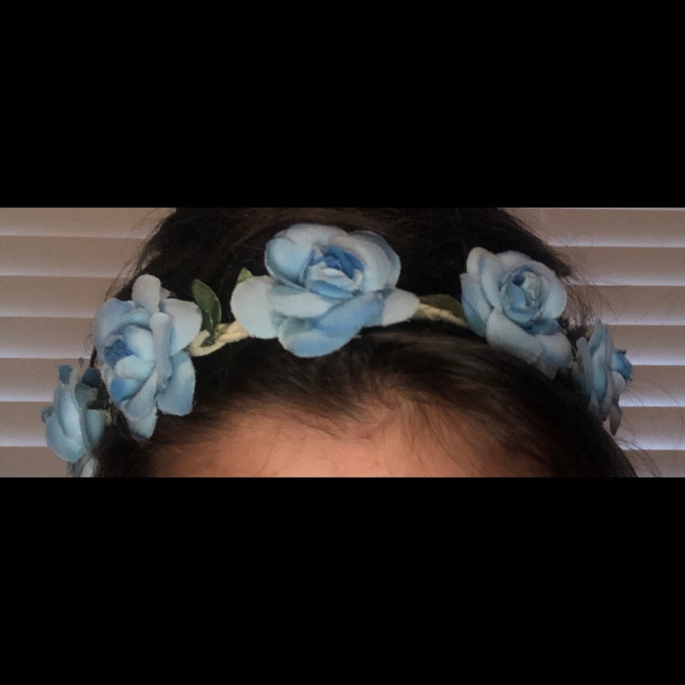 Flower head band